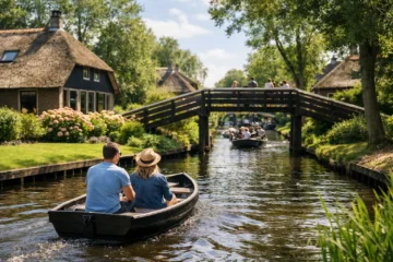 How to Do Giethoorn in Half a Day