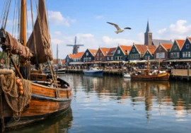 How to Plan Volendam Fishing Village Trip